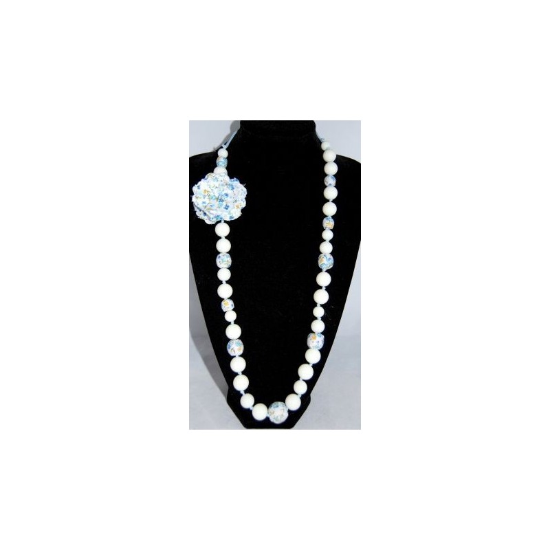 Collier perles blanches et tissu bleu, sautoir femme