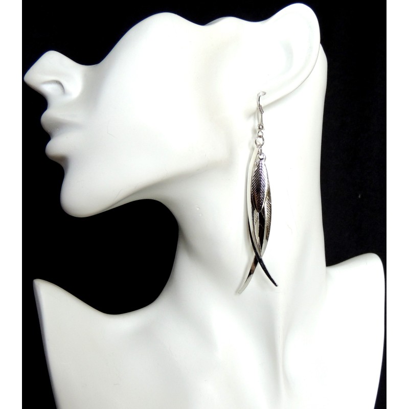 Boucles d'oreilles longues en métal argenté, feuilles et tiges pendantes