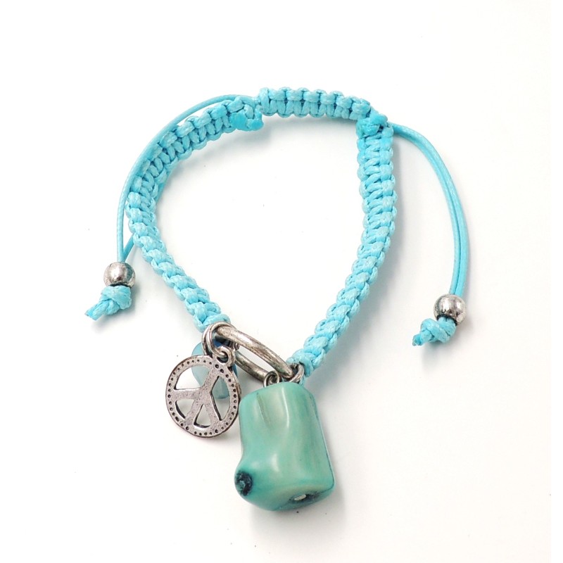 Bracelet en cordons cirés bleus façon shamballa avec pierre bleue et logo métal peace and love