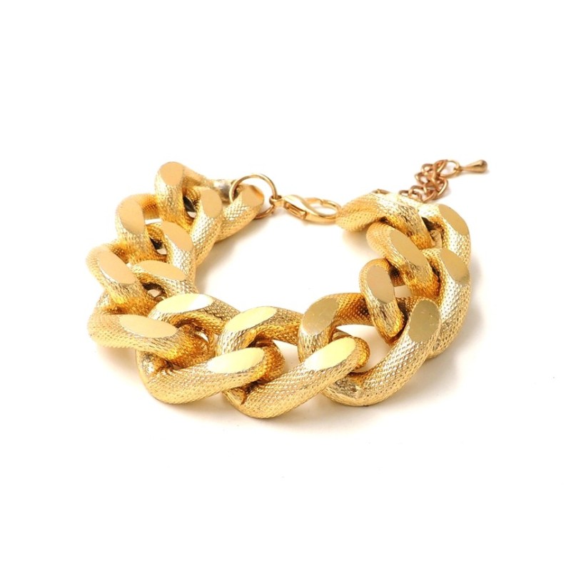 Bracelet en métal doré, chaîne avec des gros maillons 