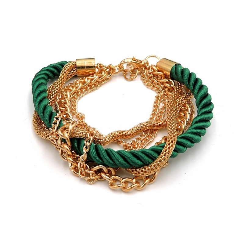 Bracelet multi-rangs en métal doré avec un cordon en soie vert 